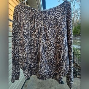Cyrus Women's Animal Print Size Medium Top